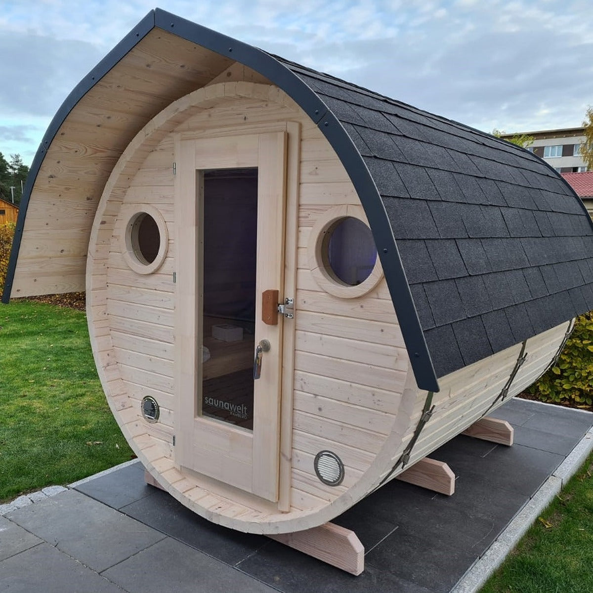 Fass-Sauna Rundfenster