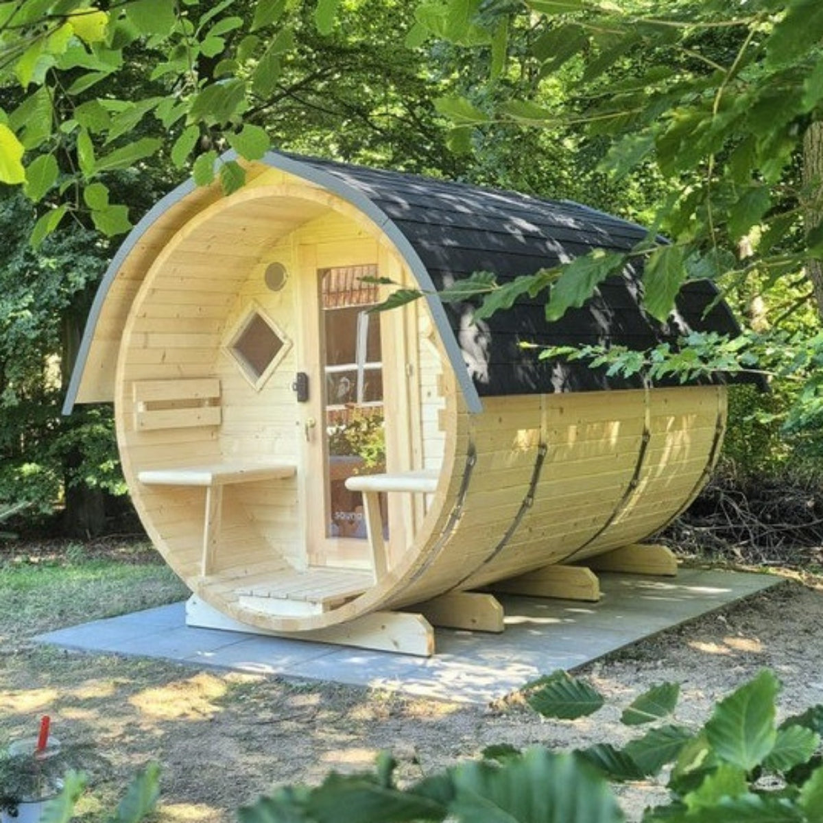 Fass-Sauna 3000 mm Länge mit offenem Vorraum, elektrischer Ofen